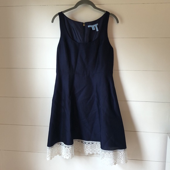 Draper James Reese Witherspoon Birthday Dress with Lace Trim - Picture 4 of 8